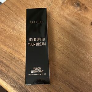 REALHER Hold On To Your Dream Probiotic Setting Spray